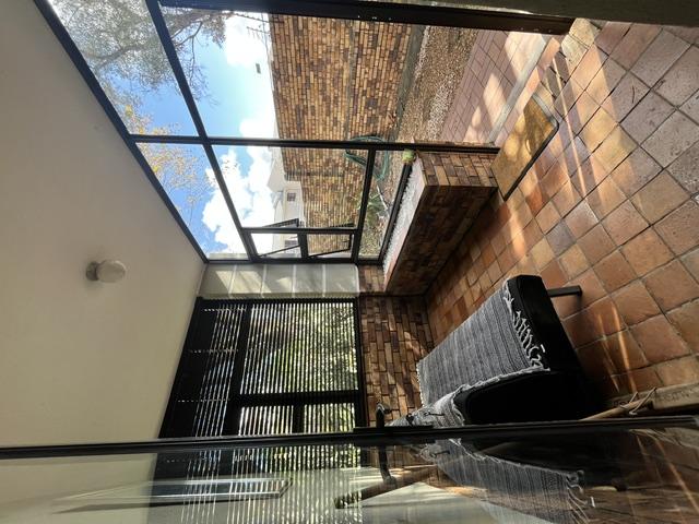 To Let 1 Bedroom Property for Rent in Kenilworth Western Cape